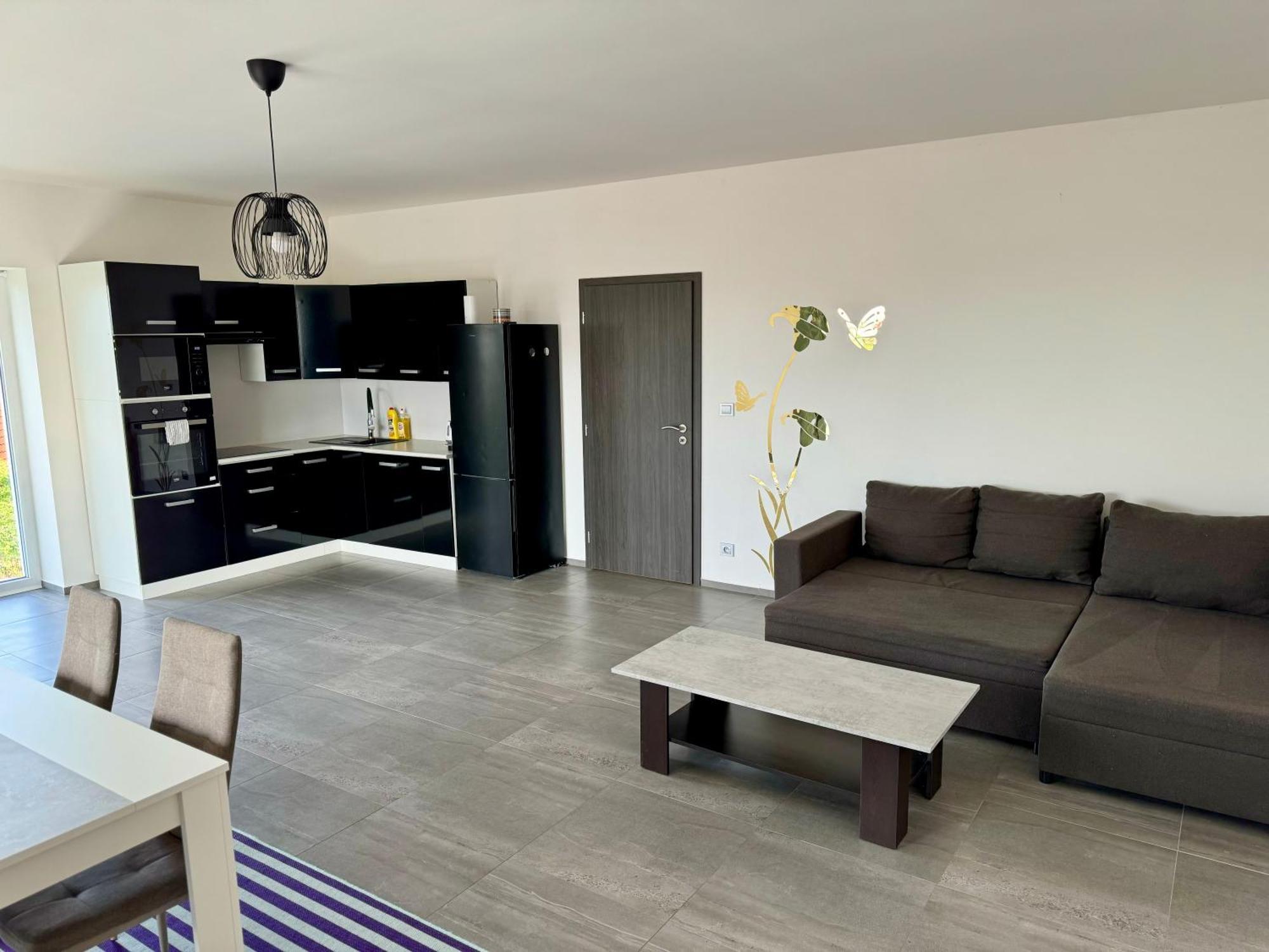 Byt Apartman 74M2 Vyhled Klid Priroda Прага Экстерьер фото